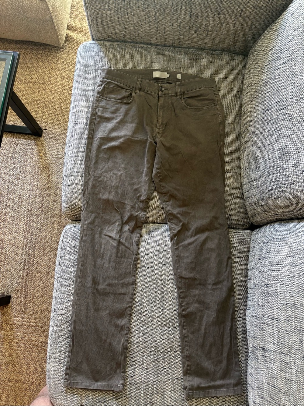 Vince Chinos 32 Waist Regular Fit